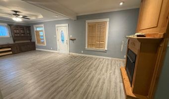 939 S 4th St, Albion, NE 68620