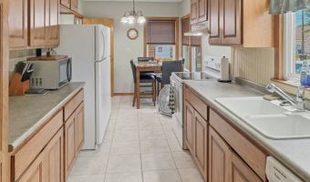 738 W Park St, Albion, NE 68620
