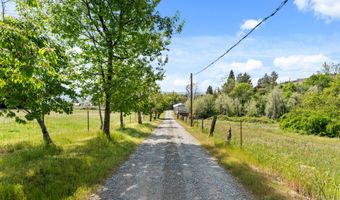 2140 N Valley View Rd, Ashland, OR 97520