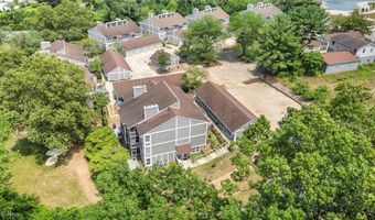 255 Portage Lakes Dr E, Akron, OH 44319