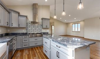 7644 White Pine Cir, Billings, MT 59106