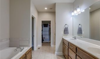 14145 Amanda Ln, Basehor, KS 66007