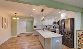 120 Swain Ave, Boiling Springs, SC 29316