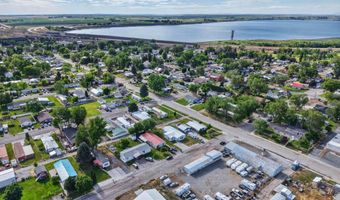 420 Johnson St, American Falls, ID 83211