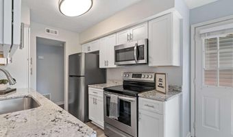 104 Glenleaf, Peachtree Corners, GA 30092