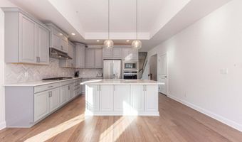 3341 Roseford Blvd, Ann Arbor, MI 48105