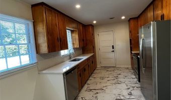 1066 College Station Rd, Athens, GA 30605