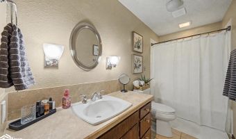 2349 Lake View Dr, Ames, IA 50010