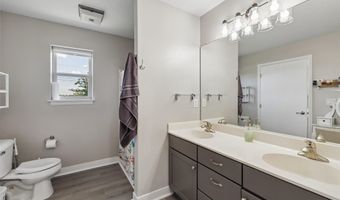 3020 SW Butternut Dr, Ankeny, IA 50023