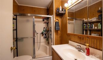 1424 Bear Creek Rd, Bakersville, NC 28705