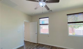 1000 Aspen Cliff Dr, Henderson, NV 89011