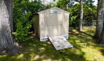 1 Grant Dr, Coventry, RI 02816