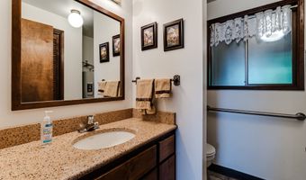 36910 EDGEHILL Rd, Springfield, OR 97478