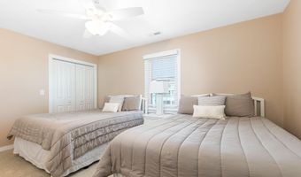 300 Ocean Blvd Ext B, Atlantic Beach, NC 28512