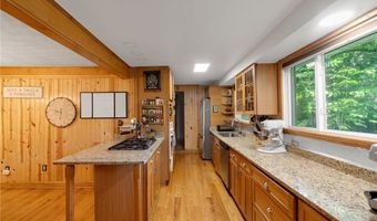 10496 Florida St, Aurora, OH 44202