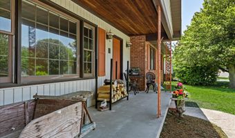 25 MEADOW GLEN Dr, Dover, DE 19901