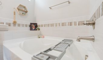 945 Datura Dr, Alamogordo, NM 88310