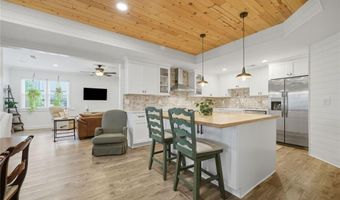2440 Saxony Trce, Alpharetta, GA 30005