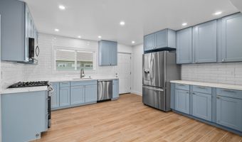 4835 KAWAIHAU Rd, Kapaa, HI 96746