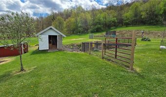 217 Camp Ground Rd, Addison, PA 15424