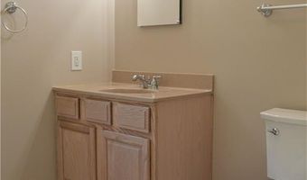 351 Tomaquag Rd, Hopkinton, RI 02804