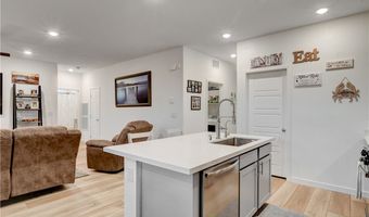 384 Aravalli Crest St, Henderson, NV 89015