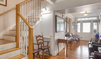 210 N Washington St, Abbeville, LA 70510