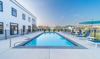 915 NE Heights Ln, Bentonville, AR 72712