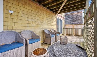 78 Ledgelawn Ave, Bar Harbor, ME 04609