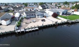 127 Bloomfield Rd, Barnegat, NJ 08005