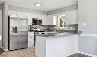 190 Fox Run Ln, Autryville, NC 28318