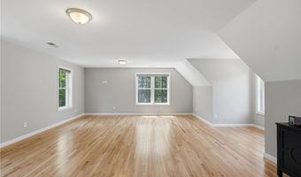 1 Cassidy Trl, Coventry, RI 02816