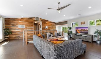 1611 Whaley St, Oceanside, CA 92054