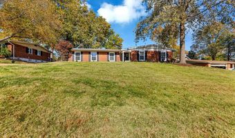 834 Westwood Dr, Ballwin, MO 63011