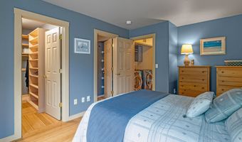 16060 SW AUDUBON St 104, Beaverton, OR 97003
