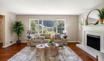 8108 BEECH TREE Rd, Bethesda, MD 20817