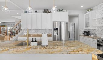 8000 Pembelton Dr, Amelia Court House, VA 23002