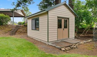 905 BARBRA Ln, Brookings, OR 97415