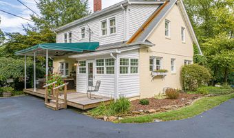 461 Circle Dr, Abingdon, VA 24210
