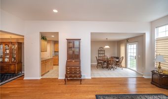 125 Fitch Blvd 201, Austintown, OH 44515