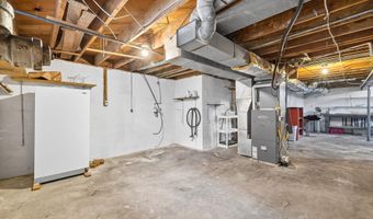 738 Sunset Dr, Bloomfield, IN 47424