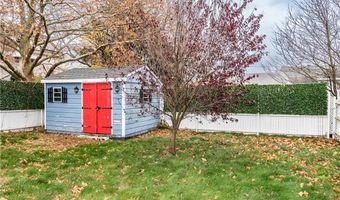 260 Grosvenor Ave, East Providence, RI 02914