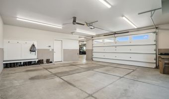 3047 SE Deer Run, Dyersville, IA 52040