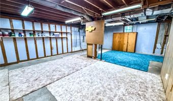 205 S Traster St, Altamont, KS 67330