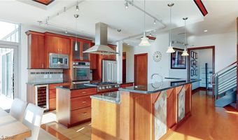 21 Furnace St 805, Akron, OH 44308