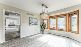 2400 Rockport Ct, Ann Arbor, MI 48103