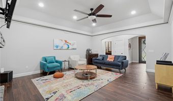 3705 SW Banbury Dr, Bentonville, AR 72713