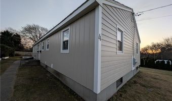 4 Almy Ct 2, Newport, RI 02840