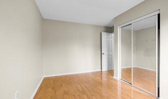 305 S RED LION Ter, Bear, DE 19701