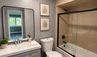 201 Madaline Dr, Avenel, NJ 07001